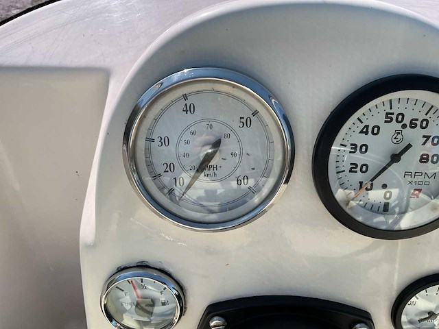 Mazury jets marivent 525 speedboot - afbeelding 15 van  37