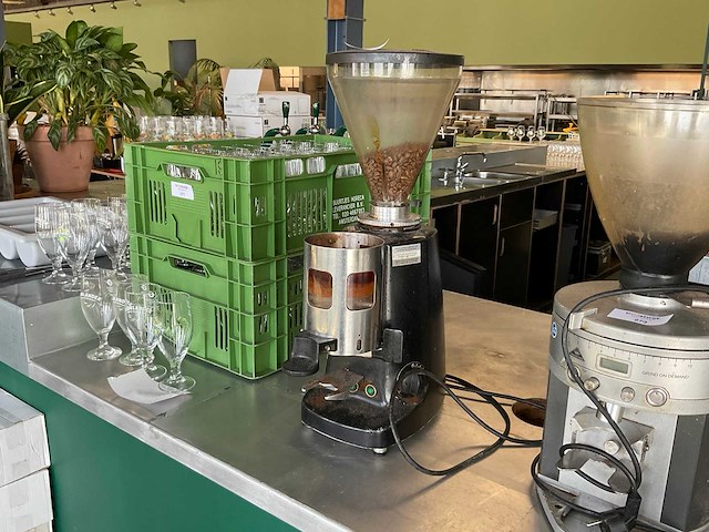 Mazzer luigi super jolly timer koffiemolen - afbeelding 1 van  2