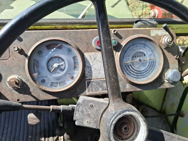 Mb (mercedes benz) - trac 65/70 - vierwielaangedreven landbouwtractor - afbeelding 4 van  10