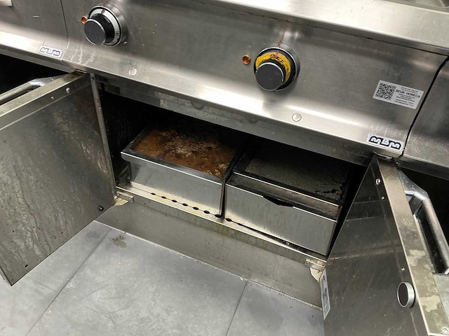 Mbm - friteuse - afbeelding 2 van  2