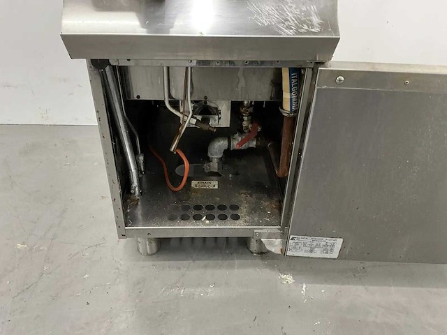 Mbm brescello - gc477sc - pastakoker - afbeelding 5 van  5