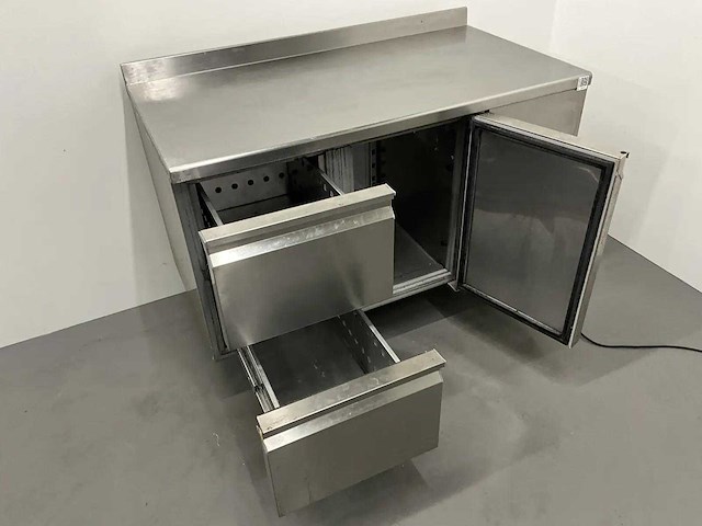 Mbm grosskuechentechnik - koelwerkbank - afbeelding 5 van  8