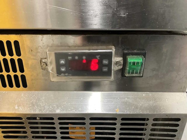 Mbm grosskuechentechnik - koelwerkbank - afbeelding 8 van  8