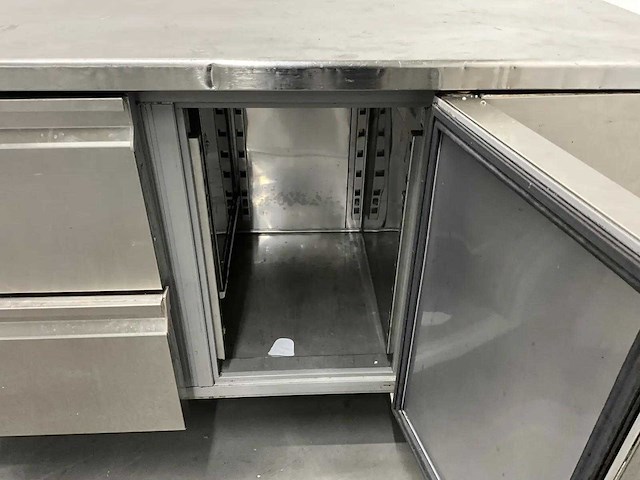 Mbm grosskuechentechnik - koelwerkbank - afbeelding 7 van  8