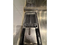 Mbm rvs 4-delig gasfornuis, bakplaat en friteuse opstelling - afbeelding 7 van  14