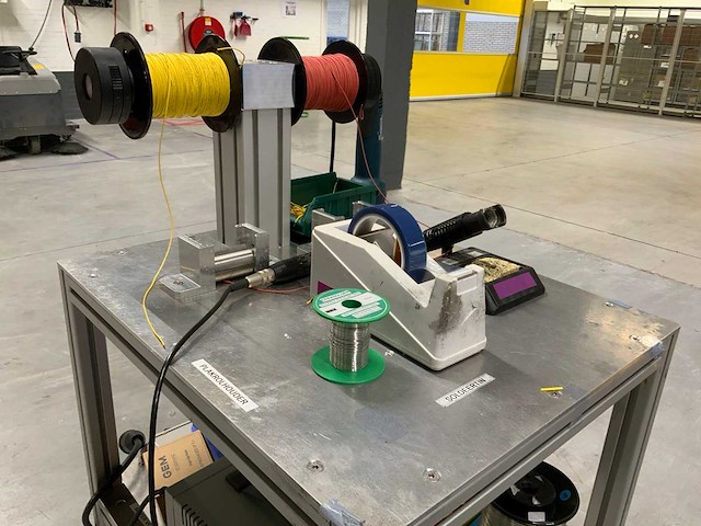 Mbr electronics ultra sonic uss-9210 verrijdbare soldeer station , sauter model fl en diverse toebehoren - afbeelding 4 van  8