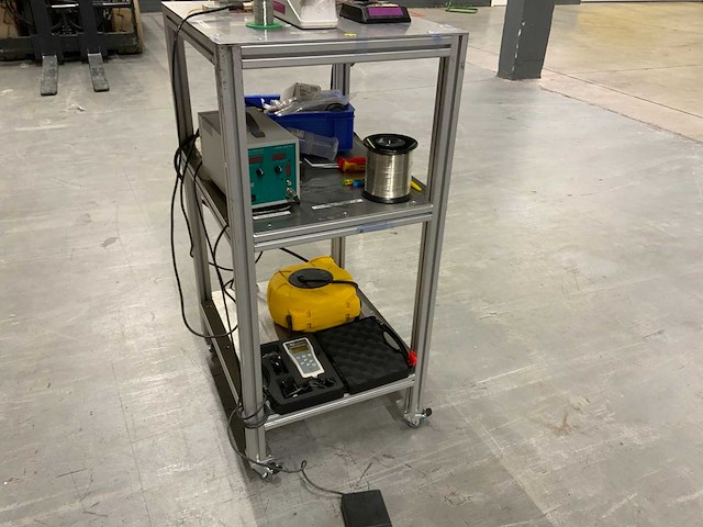 Mbr electronics ultra sonic uss-9210 verrijdbare soldeer station , sauter model fl en diverse toebehoren - afbeelding 5 van  8