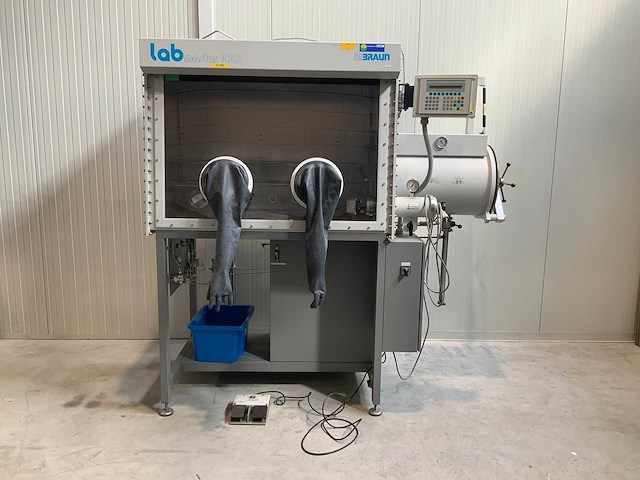 Mbraun - labmaster 100 handschoenkast laboratorium - afbeelding 1 van  9