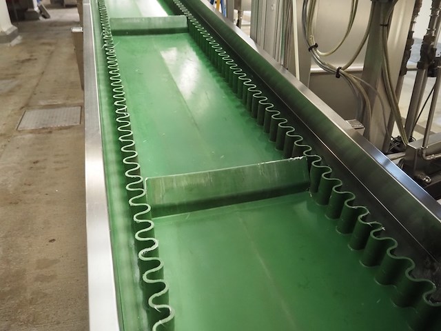 Mc connel equipment ltd - afbeelding 3 van  9