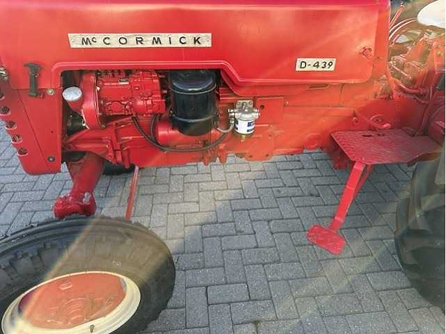 Mc cormick - d439 - oldtimer tractor - afbeelding 14 van  14