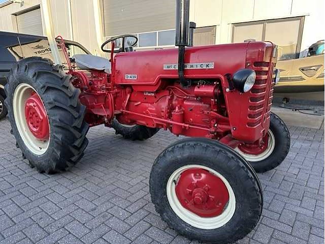 Mc cormick - d439 - oldtimer tractor - afbeelding 1 van  14