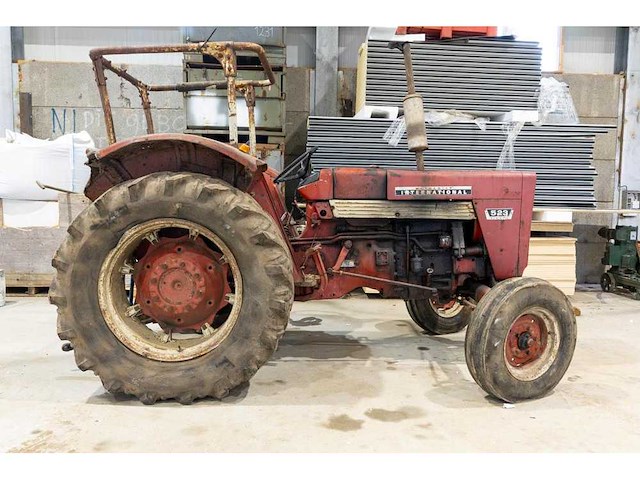 Mc cormick - international 523 diesel - 2-wheel drive tractor - afbeelding 12 van  12