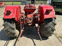 Mc cormick d-436 oldtimer tractor - afbeelding 16 van  18