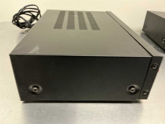 Mc crypt pa-2042 p.a. amplifier versterker (2x) - afbeelding 9 van  21