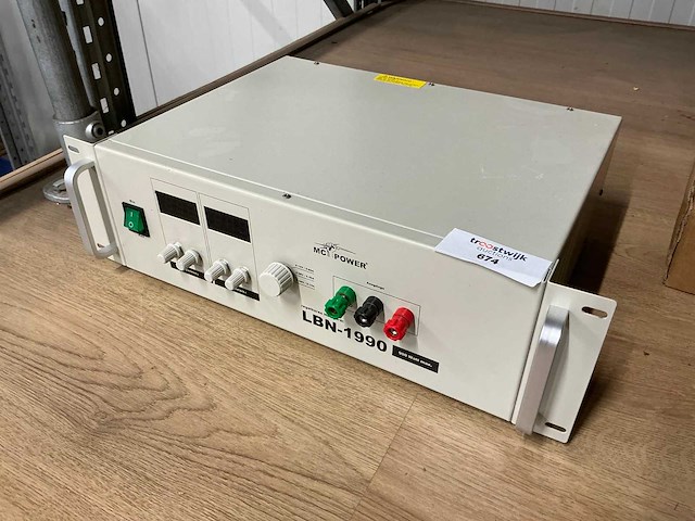 Mc power - lbn-1990 - various laboratory equipment - afbeelding 1 van  4