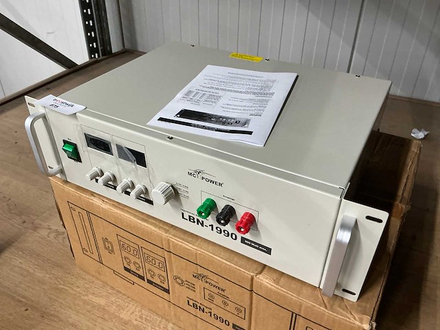 Mc power - lbn-1990 - various laboratory equipment - afbeelding 1 van  1