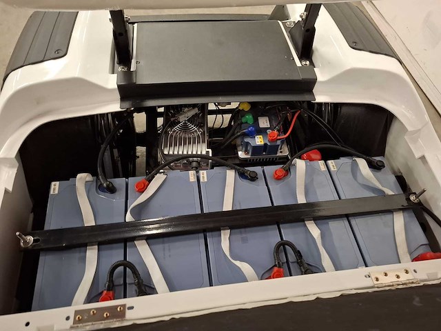 Mc4 - 4-persons - golfkar - afbeelding 3 van  12