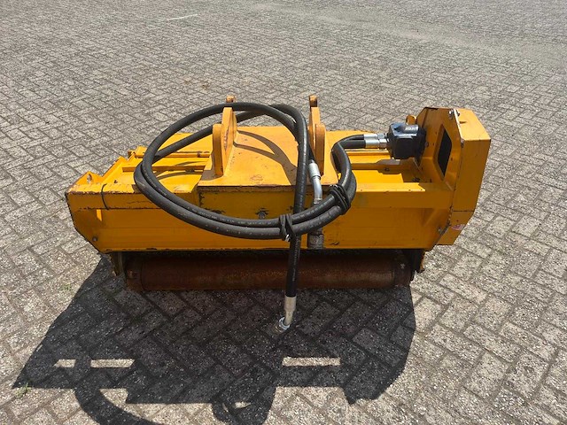 Mcconnel hydraulische klepelmaaier 120 cm met cw10 - afbeelding 4 van  9