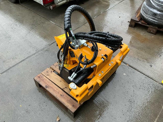 Mcconnel robocut2 rc40 robot werktuigdrager 2021 - afbeelding 30 van  56