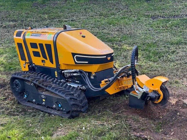 Mcconnel robocut2 rc40 robot werktuigdrager 2021 - afbeelding 49 van  56