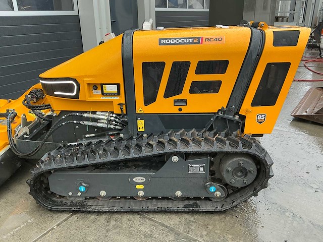 Mcconnel robocut2 rc40 robot werktuigdrager 2021 - afbeelding 23 van  58