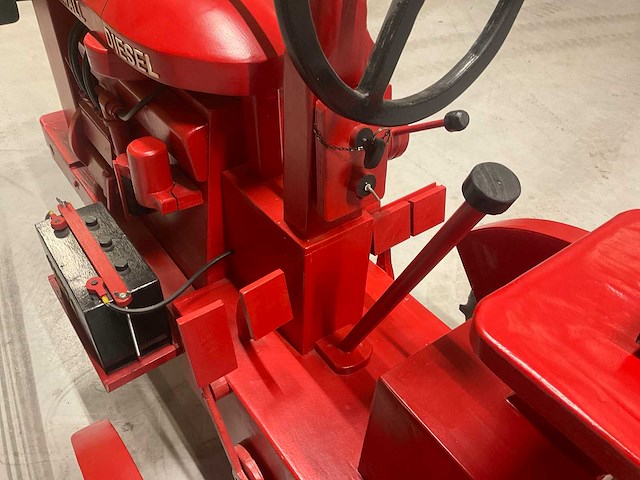 Mccormic oldtimer tractor - afbeelding 3 van  15