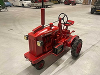 Mccormic oldtimer tractor - afbeelding 9 van  15