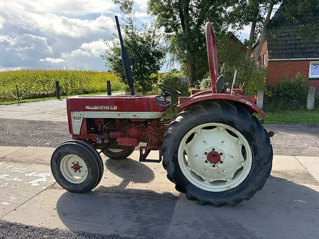Mccormick - 1974 - 423 - oldtimer tractor - afbeelding 11 van  23
