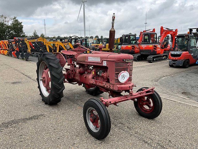 Mccormick farmall h oldtimer tractor (marge) - afbeelding 19 van  21