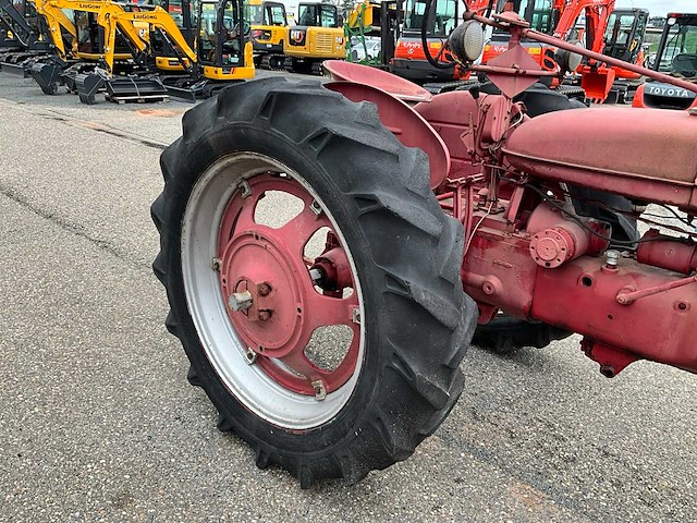 Mccormick farmall h oldtimer tractor (marge) - afbeelding 3 van  22
