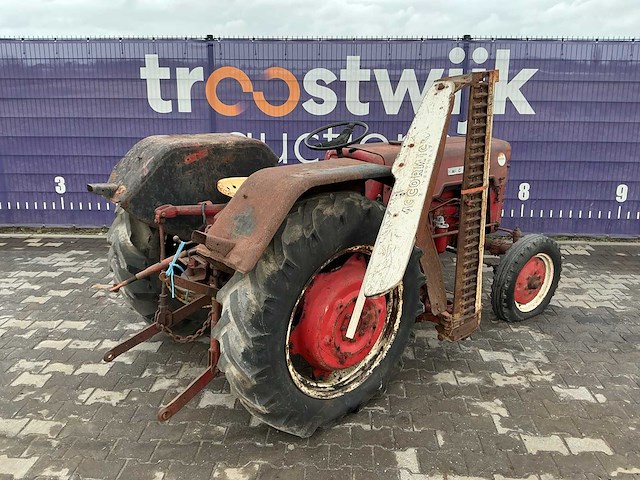 Mccormick g-432 oldtimer tractor - afbeelding 6 van  11