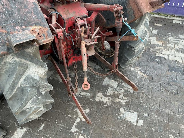 Mccormick g-432 oldtimer tractor - afbeelding 9 van  11