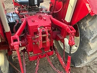 Mccormick international 323 oldtimer tractor - afbeelding 6 van  19