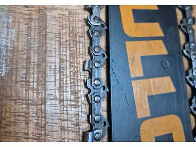 Mcculloch - cs42s - kettingzaag - afbeelding 3 van  3