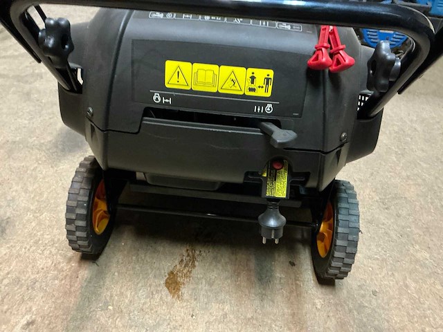 Mcculloch msb 121e sneeuwfrees - afbeelding 10 van  10