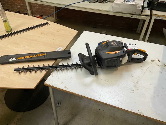 Mcculloch superlite 4528 heggenschaar - afbeelding 1 van  3