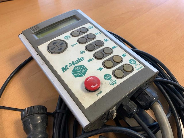 Mchale - 2008 - 998 - balenwikkelaar - afbeelding 18 van  25