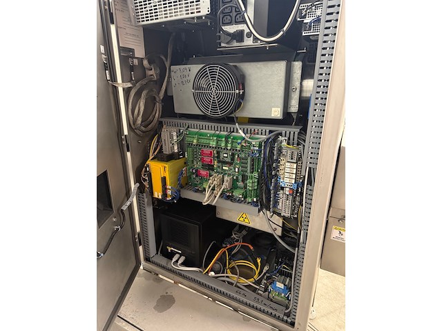 Mclean - afbeelding 2 van  13