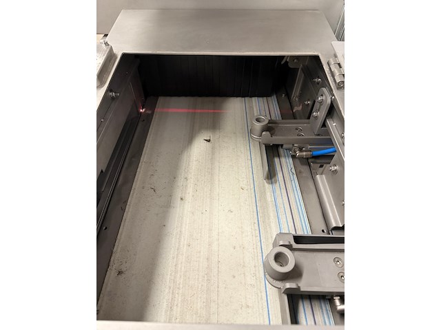 Mclean - afbeelding 6 van  13