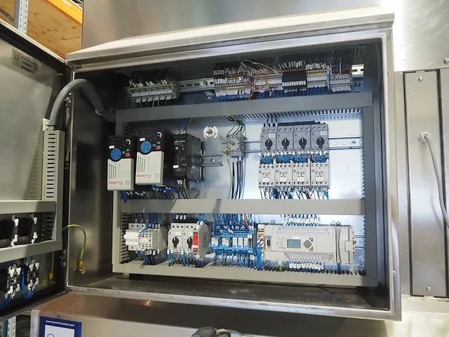 M.c.r. automazione srl - afbeelding 10 van  25