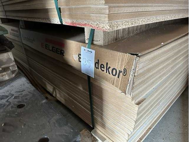 Mdf 1950 x 2070 x 16 mm. eiken wit met nerf (25x) - afbeelding 1 van  1