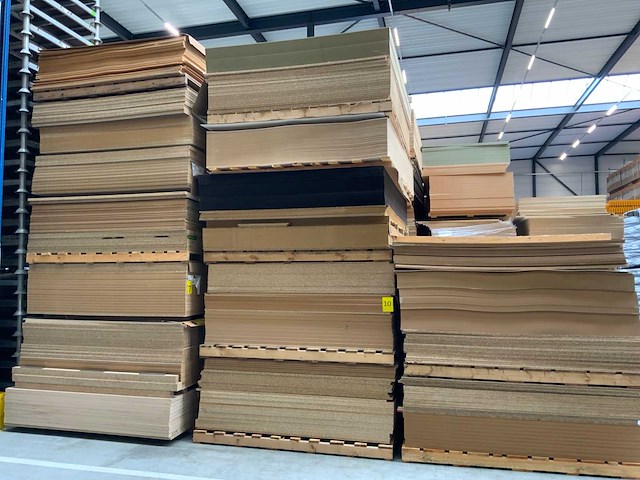 Mdf hdf decoratie spaanplaat ca. 23m3 - afbeelding 1 van  20