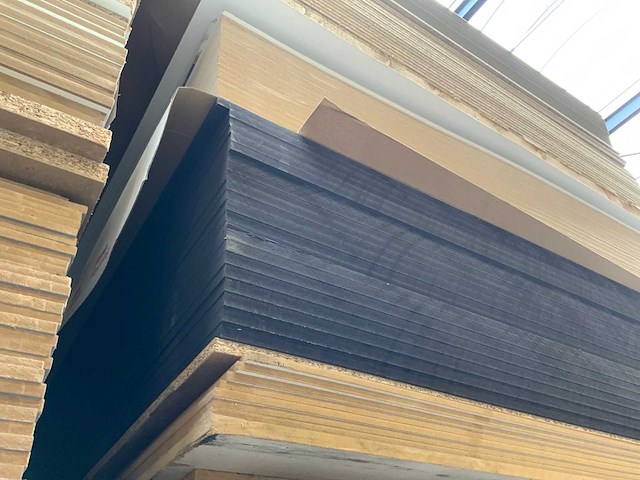 Mdf hdf decoratie spaanplaat ca. 23m3 - afbeelding 1 van  21