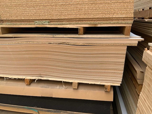 Mdf hdf decoratie spaanplaat ca. 23m3 - afbeelding 9 van  17