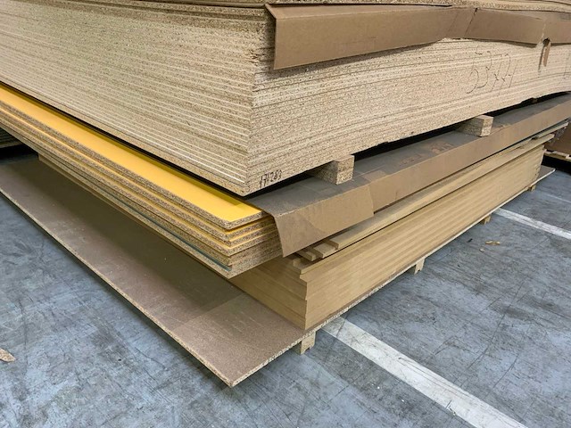 Mdf hdf decoratie spaanplaat ca. 23m3 - afbeelding 7 van  14