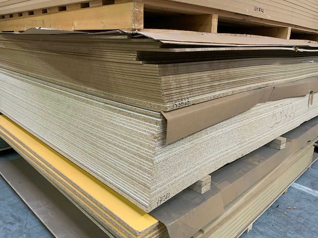 Mdf hdf decoratie spaanplaat ca. 23m3 - afbeelding 8 van  21