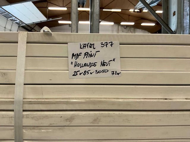 Mdf hollandse neut plint 25x85x3050 mm (71x) - afbeelding 5 van  5