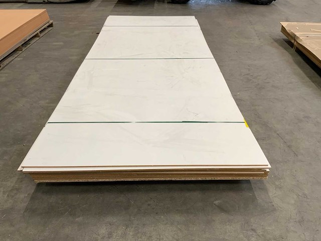 Mdf plaat 3055x1220x8mm (12x) - afbeelding 2 van  8