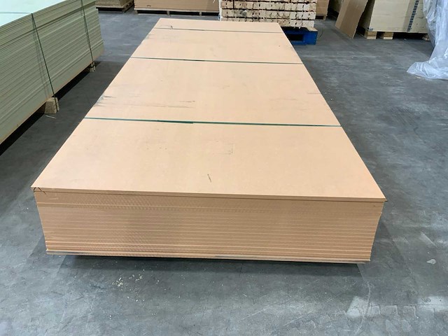 Mdf plaat 3055x1225x18mm (18x) - afbeelding 1 van  7