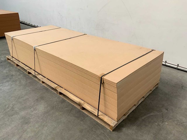 Mdf plaat 3055x1225x6mm (83x) - afbeelding 3 van  7